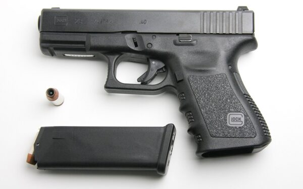 glock-22-full-size